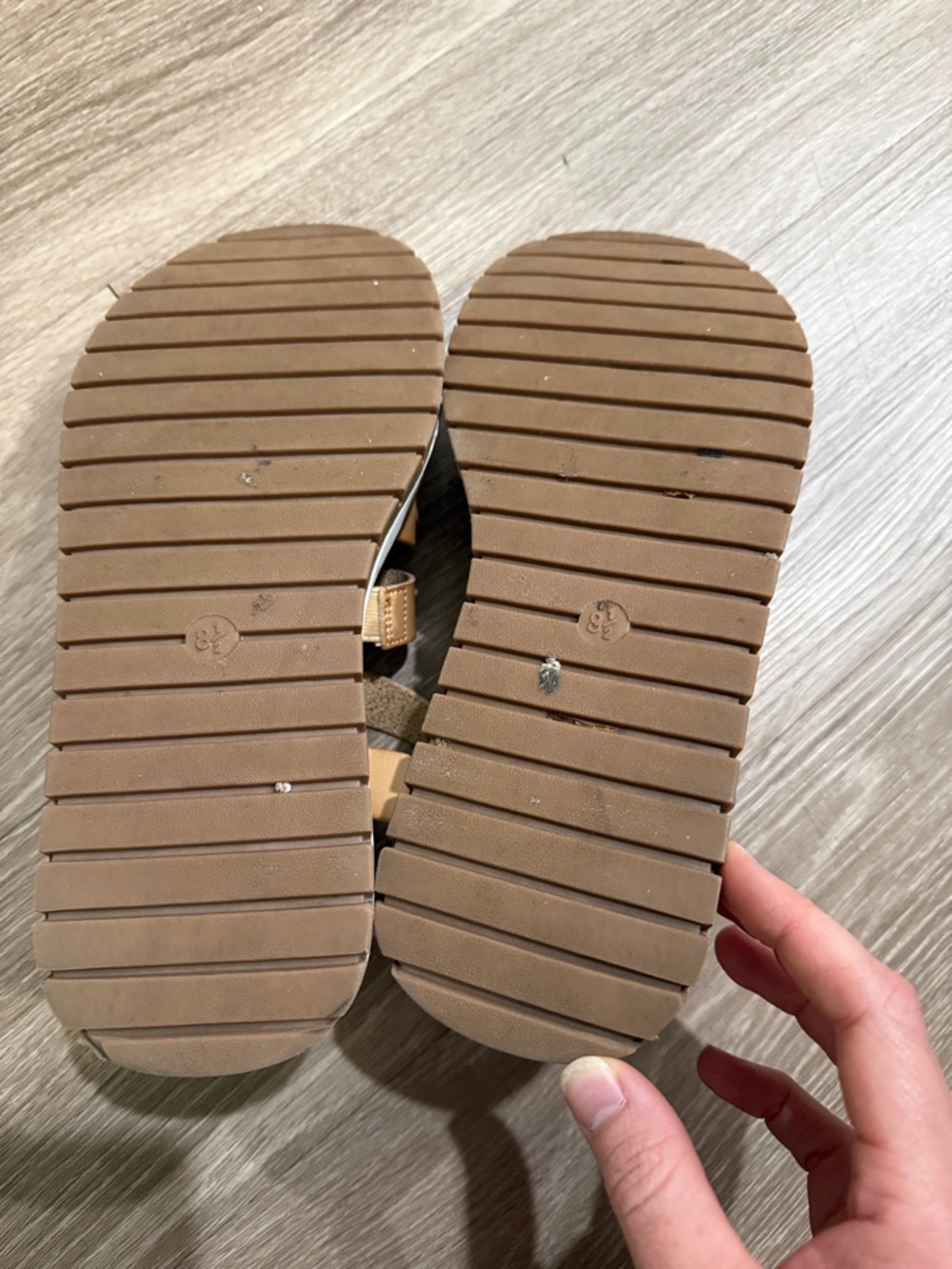 Universal Thread Platform Sandals - Picture 8 of 8